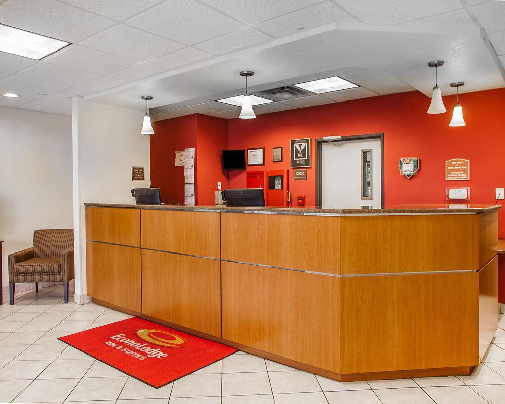 Econo Hospedaje Inn&Suites Fairgrounds Des Moines Exterior foto